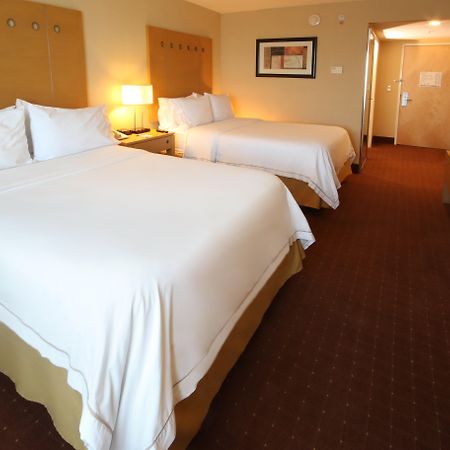 Holiday Inn Express Hotel & Suites Cd. Juarez - Las Misiones By Ihg Экстерьер фото
