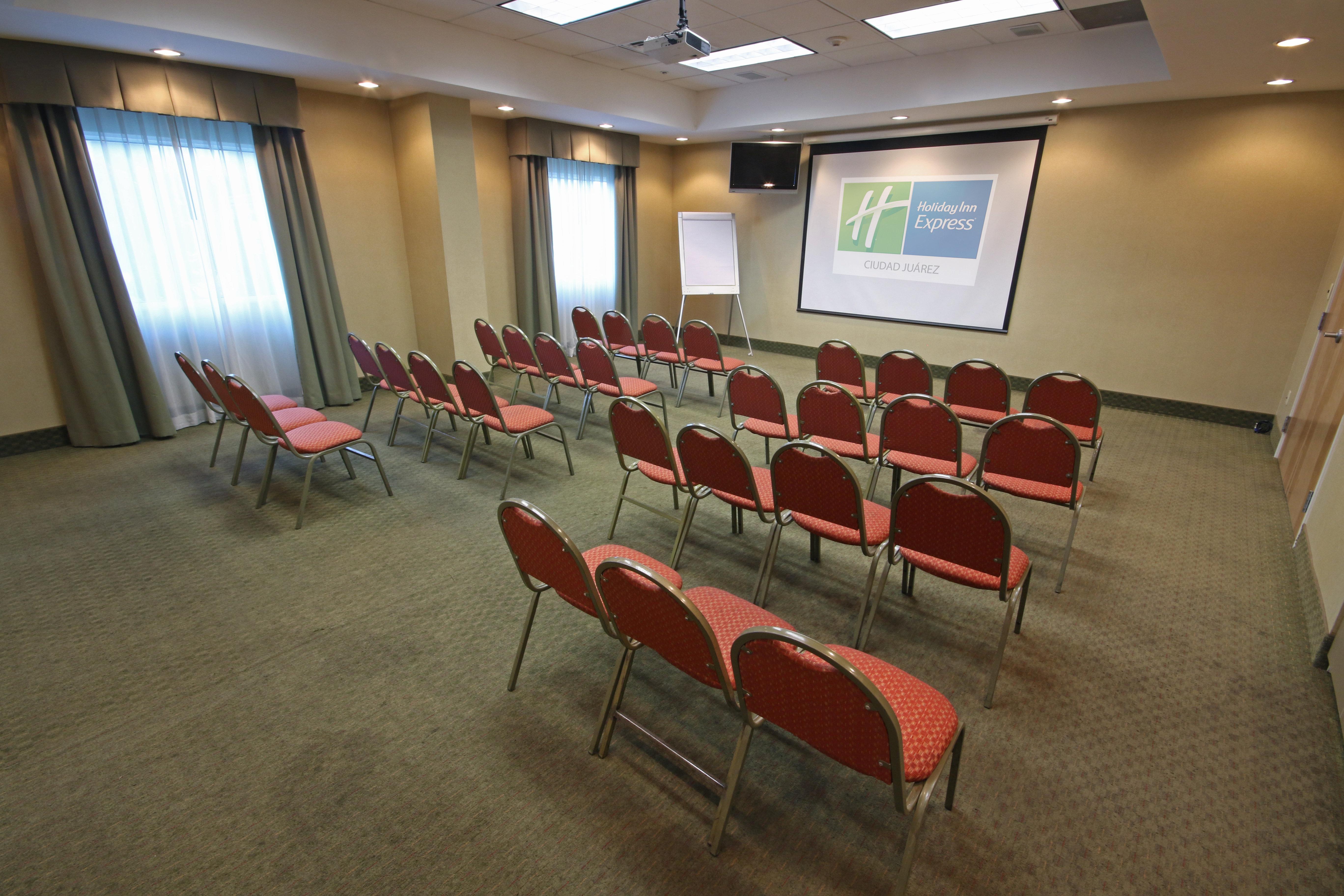 Holiday Inn Express Hotel & Suites Cd. Juarez - Las Misiones By Ihg Экстерьер фото