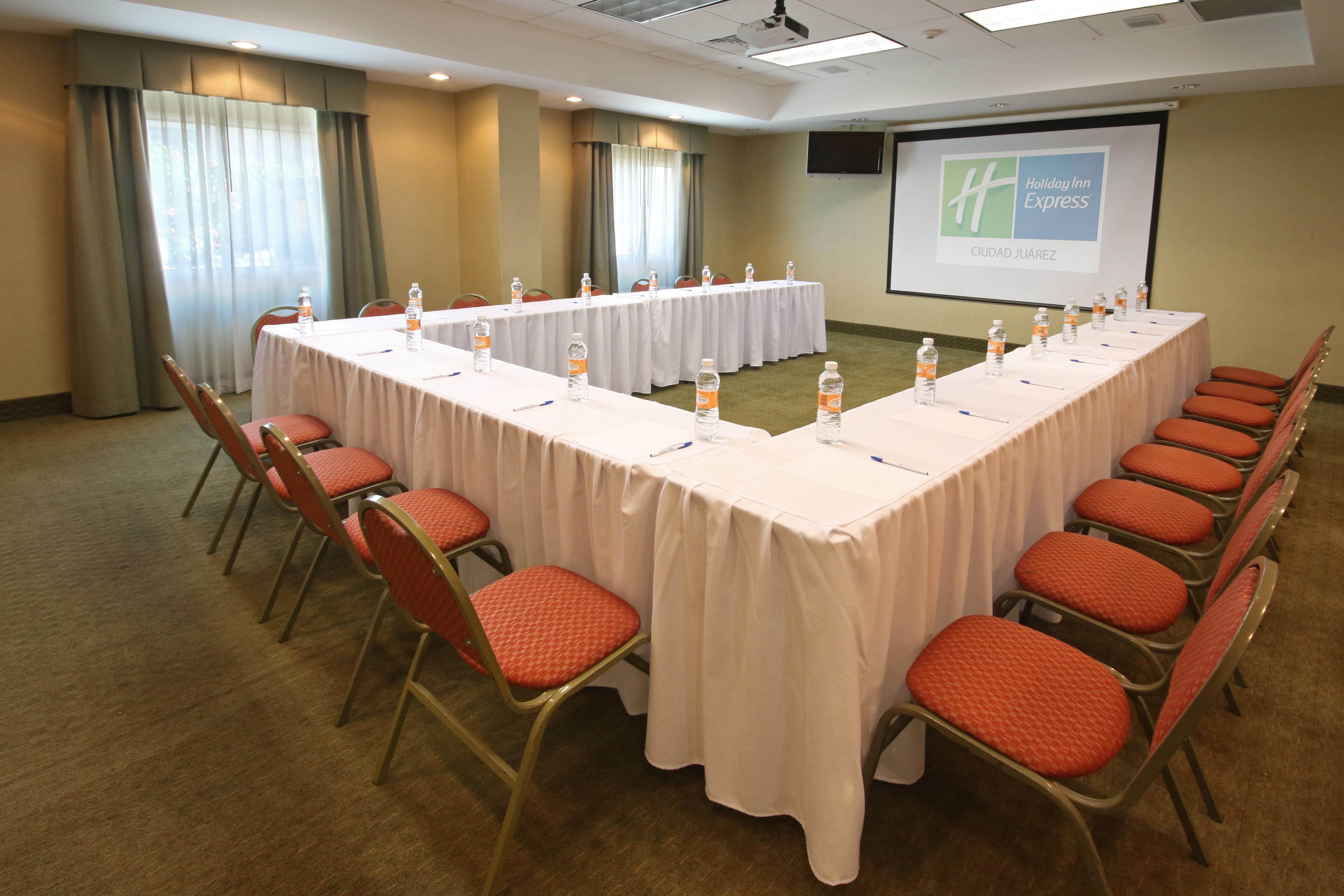 Holiday Inn Express Hotel & Suites Cd. Juarez - Las Misiones By Ihg Экстерьер фото