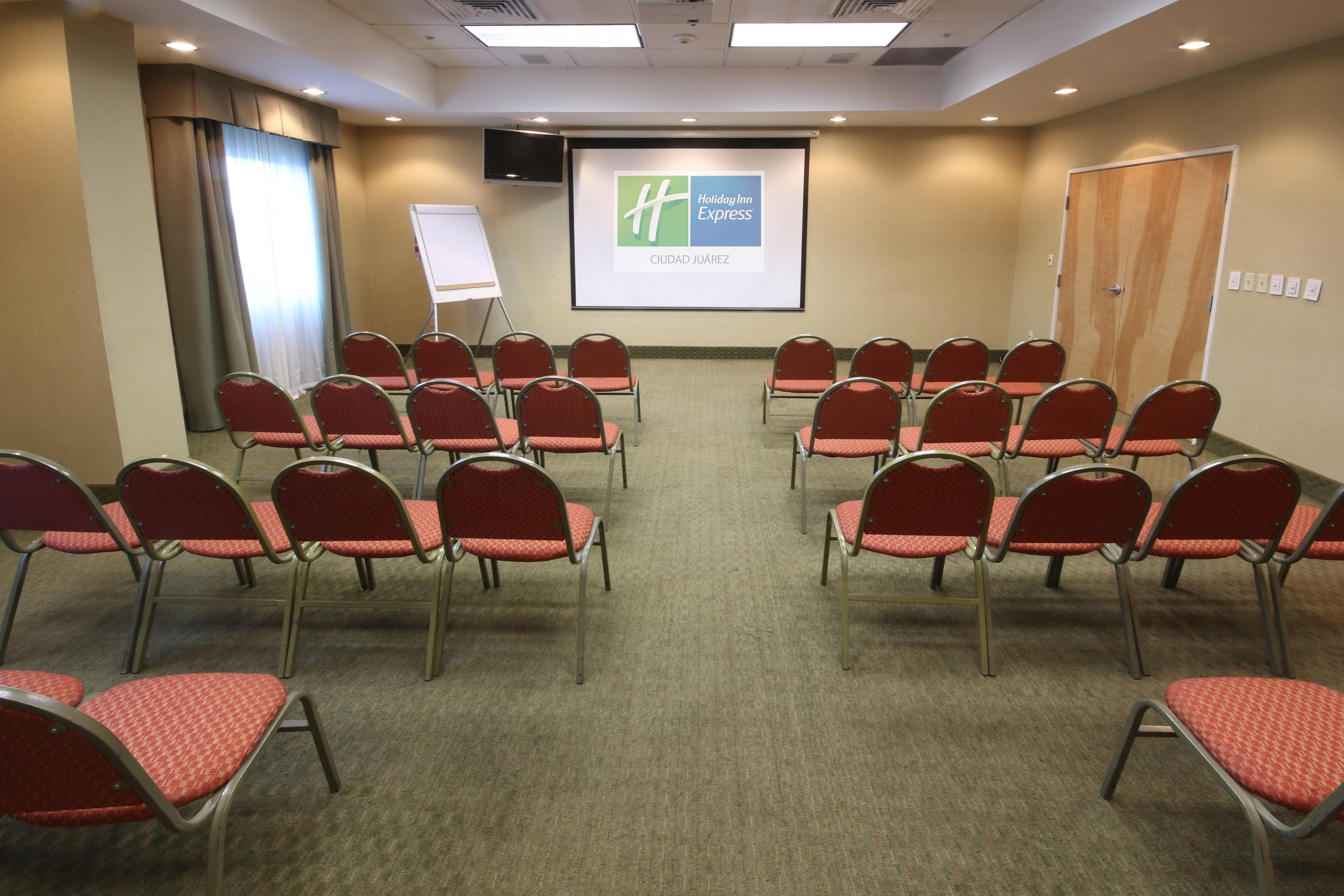 Holiday Inn Express Hotel & Suites Cd. Juarez - Las Misiones By Ihg Экстерьер фото